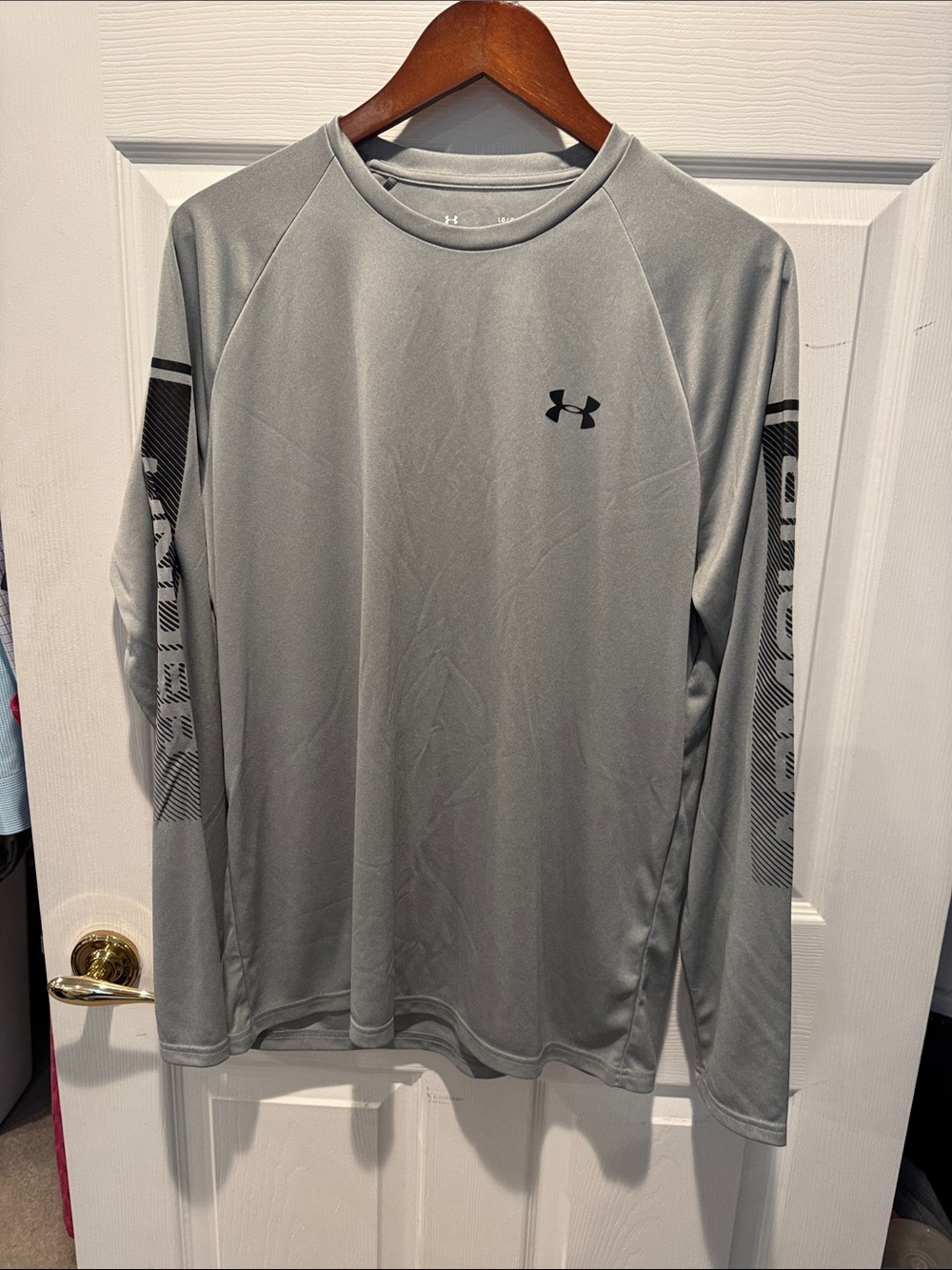 Under Armour Men’s Long Sleeve Crew - Light Gray with Black Logo